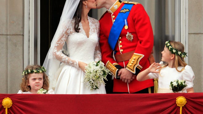Britain Royal Wedding first kiss
